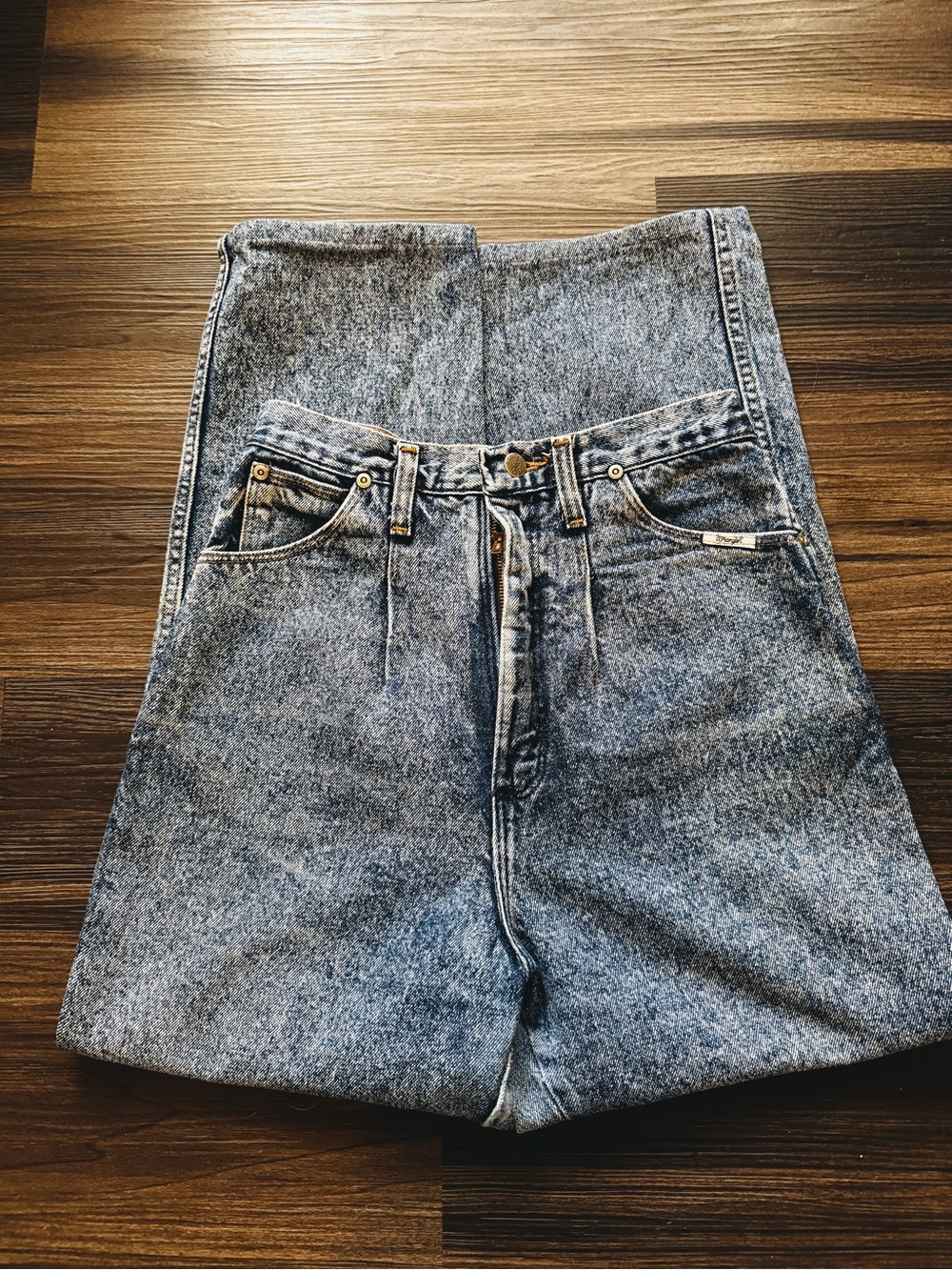 Vintage Wrangler X Rita Relaxed Fit Jeans in Light Blue Acid Wash